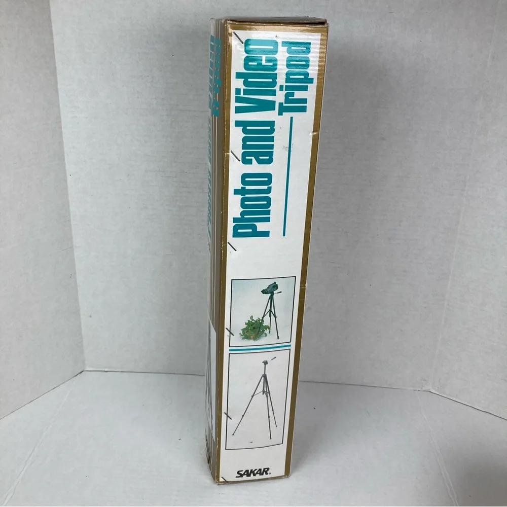 Sakar TR-2L Camera Tripod Black.